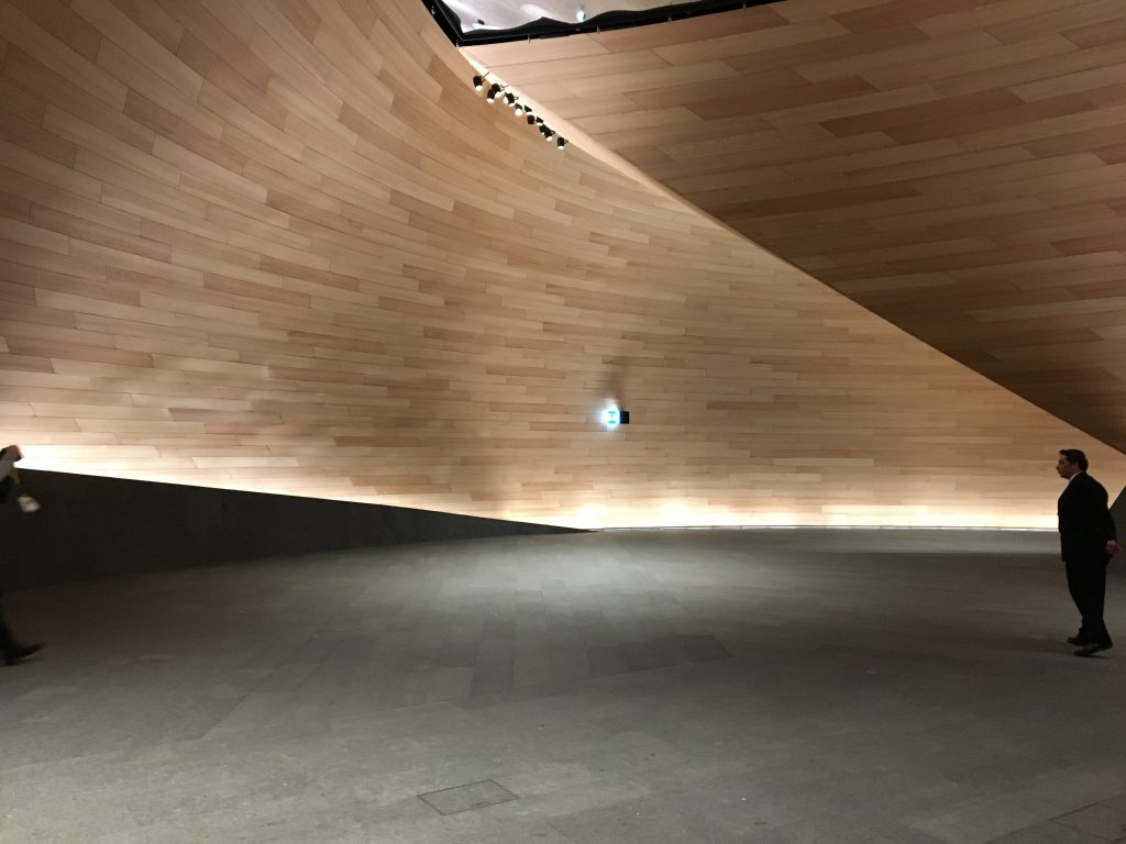 Curved Walls