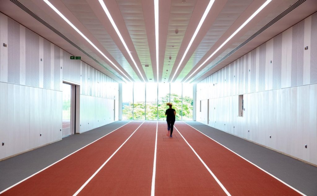 leeds beckett carnegie school of sport