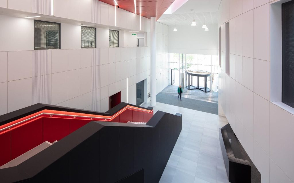 leeds beckett carnegie school of sport